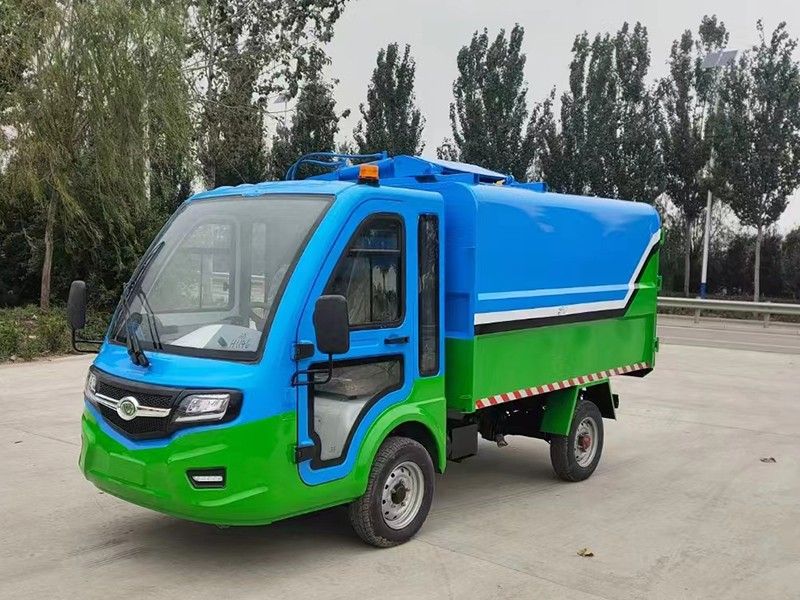 四輪垃圾車(chē)